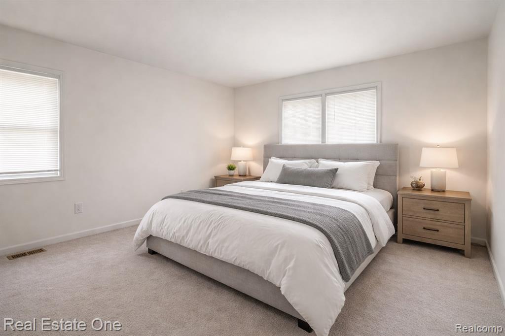 854 River Bend Drive, Rochester Hills, MI 48307 — Photo 13