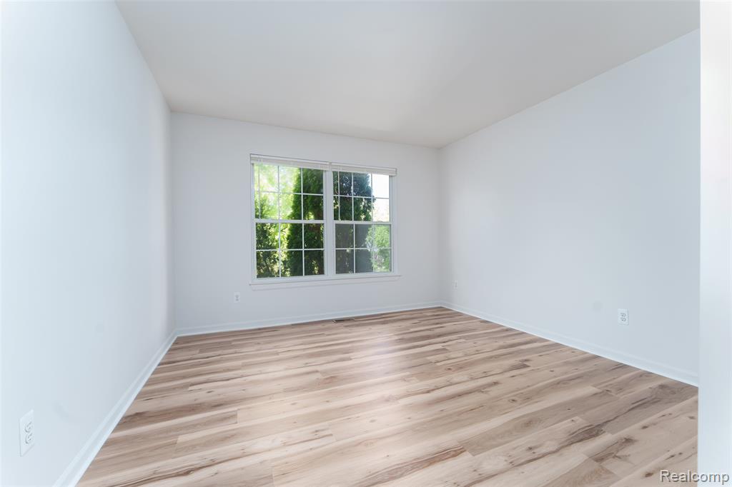 3172 Birchwood Court, Ann Arbor, MI 48105 — Photo 32