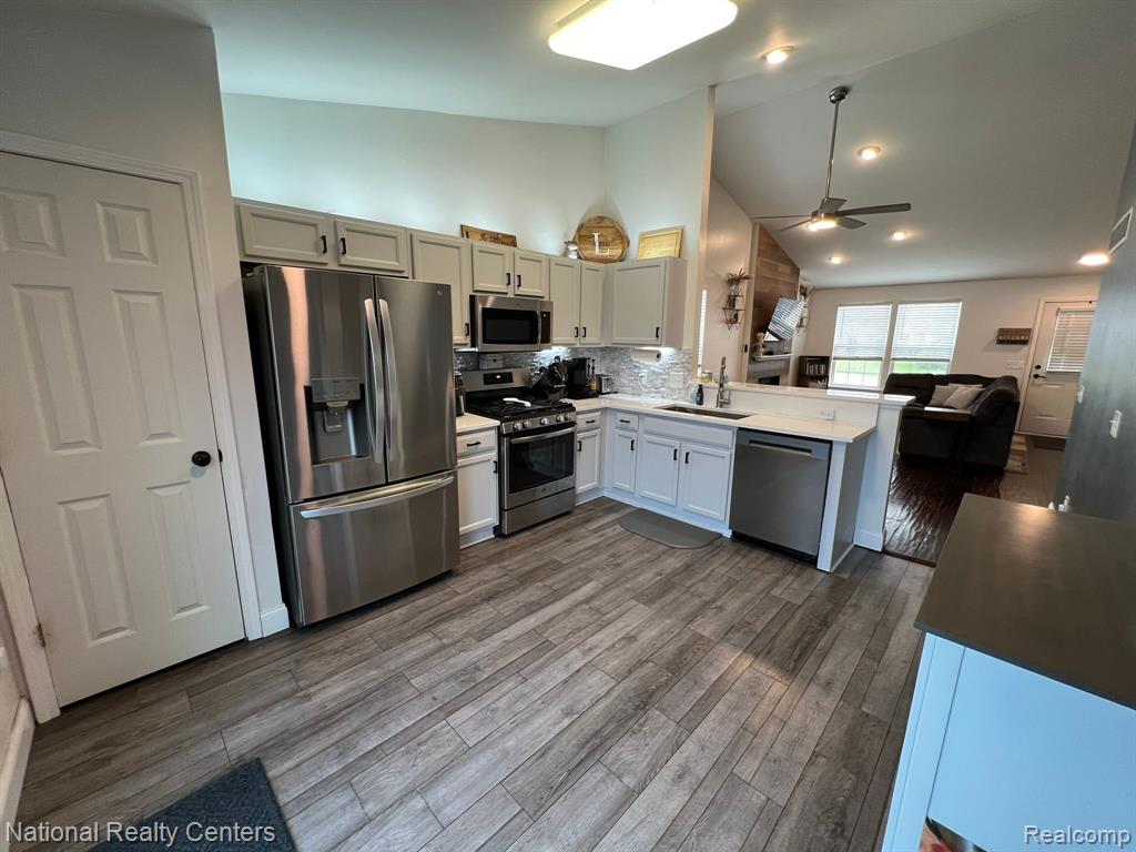 693 DEER PATH Trail, Waterford, MI 48327 — Photo 6