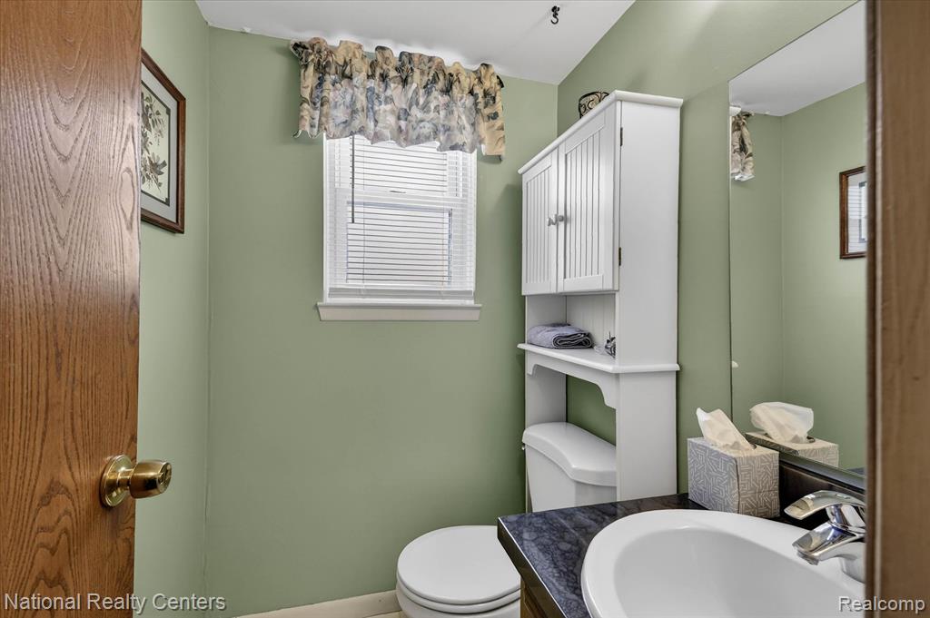 4315 Gale Drive, Howell, MI 48843 — Photo 16