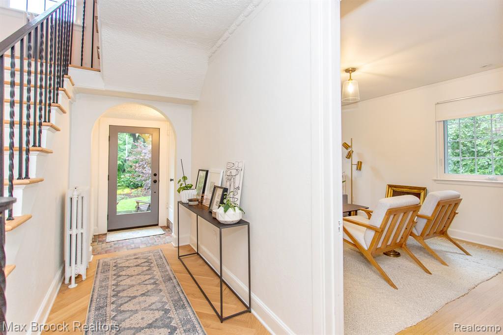 26008 Pembroke Road, Huntington Woods, MI — Photo 7