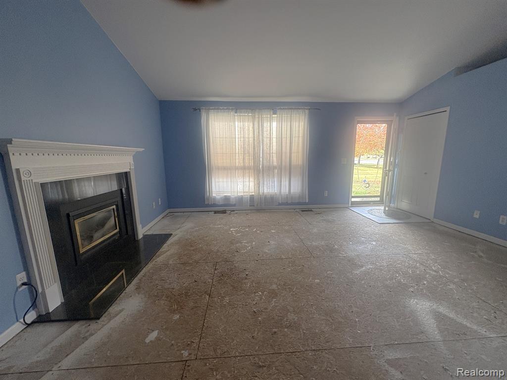 14033 Watersway Drive, Gibraltar, MI — Photo 5