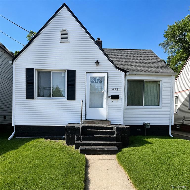 489 Central Avenue, Pontiac, MI 48341 — front exterior