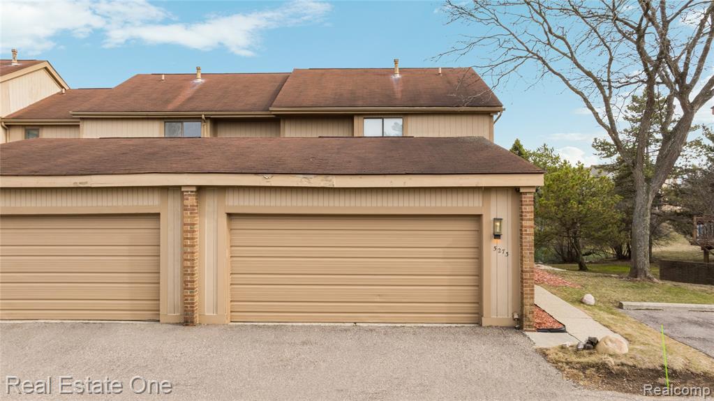 5273 Wright Way E, West Bloomfield, MI — Photo 61