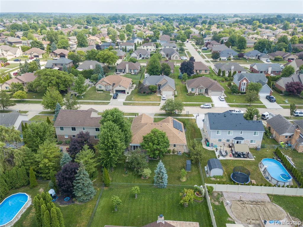 48649 Arnold Drive, Macomb, MI 48044 — Photo 34