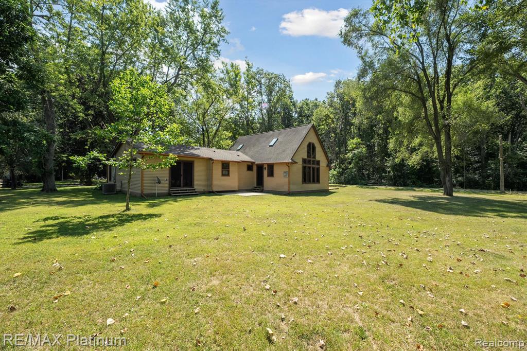 8751 Beechwood Drive, Gregory, MI 48137 — Photo 48