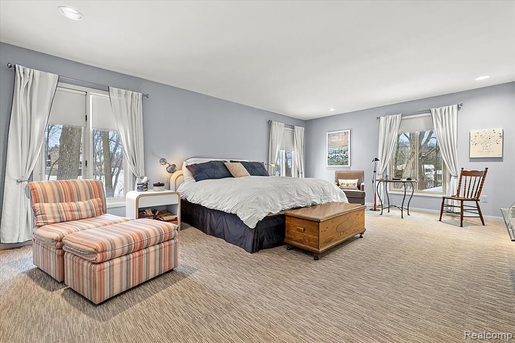 4539 Middleton Court, West Bloomfield, MI, 48323