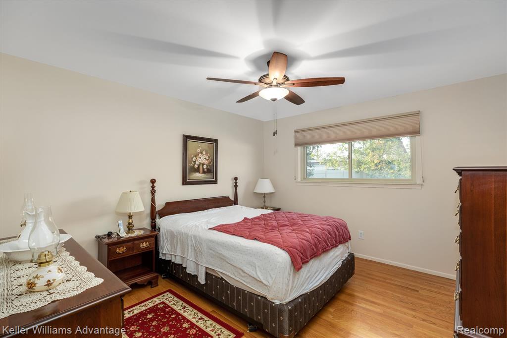 44284 SUFFOLK, Canton, MI 48187 — Photo 19
