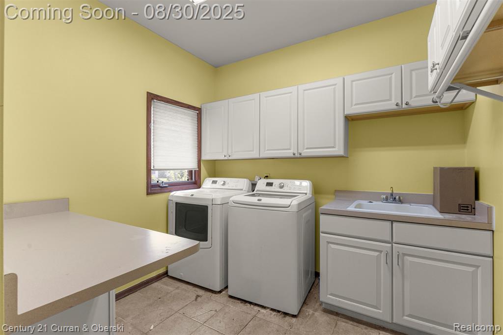 44067 Greenview Lane, Northville, MI 48168 — Photo 22
