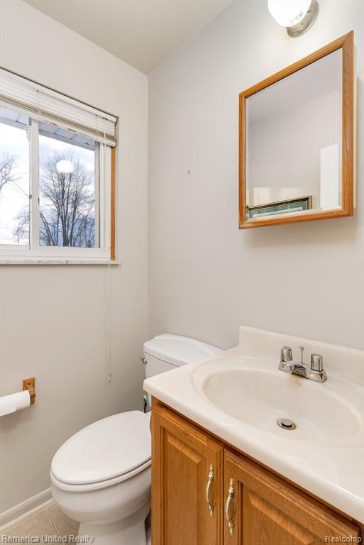 5731 FLEMINGS LAKE Road, Clarkston, MI 48348 — Photo 37