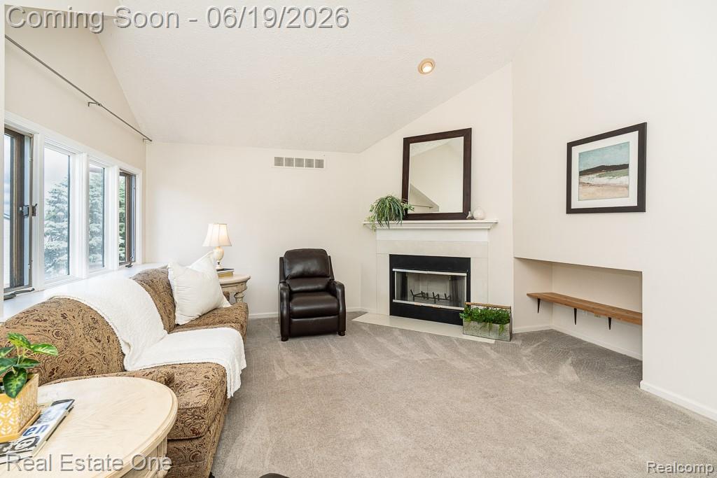 6595 Scenic Pines Court, Clarkston, MI — Photo 15