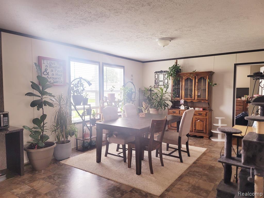 528 ELMWOOD Lane, Columbus, MI — Photo 4