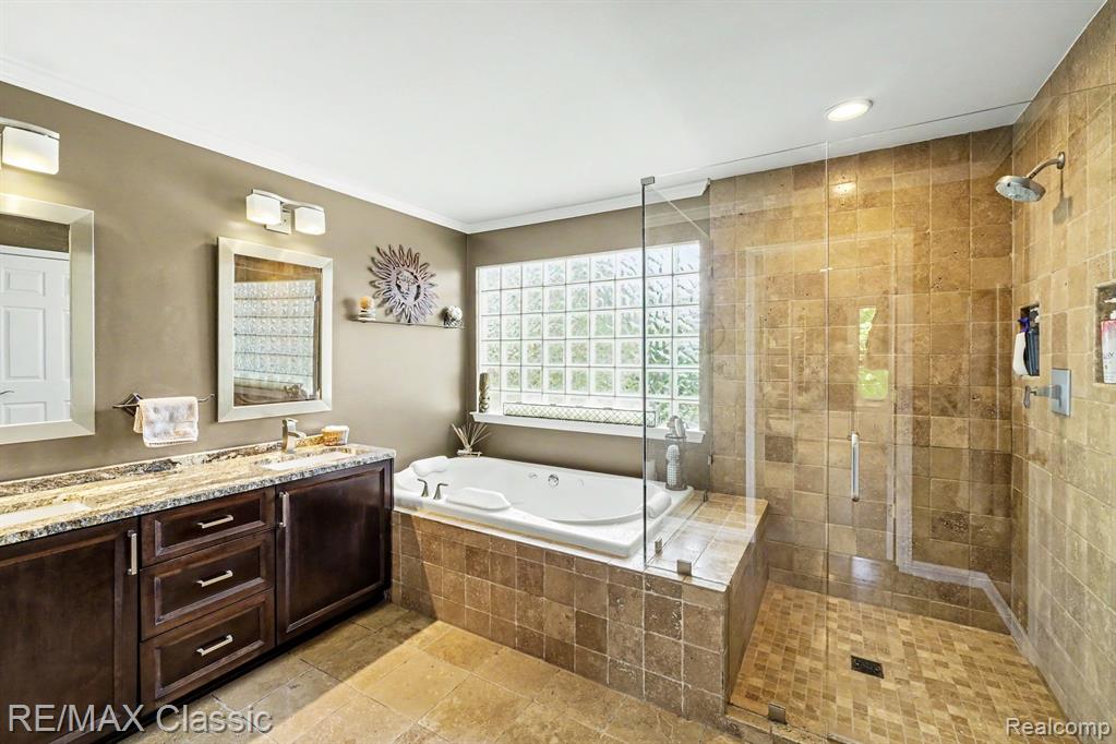 54853 Walnut Drive, New Hudson, MI 48165 — Photo 22