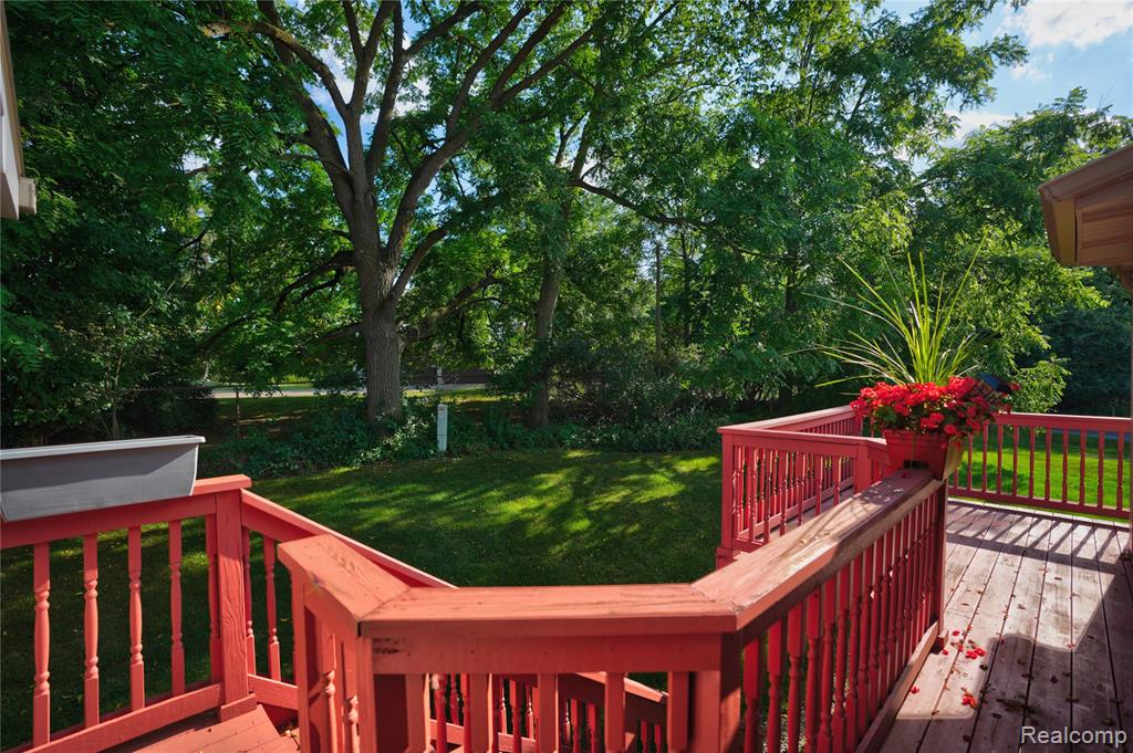 5366 Warwick Trail, Grand Blanc, MI 48439 — Photo 8
