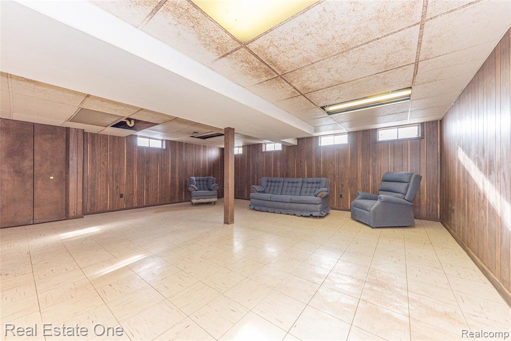 22700 Griswold Road, South Lyon, MI 48178 — Photo 46