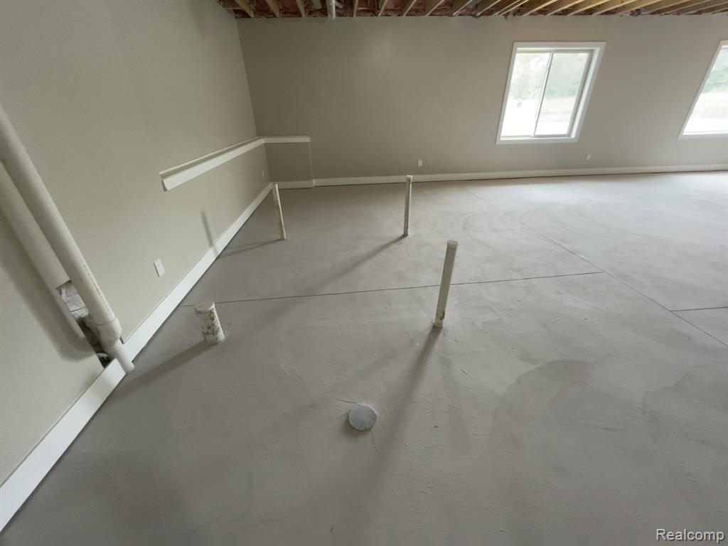 68651 Lake Angela Pointe, Richmond, MI 48062 — Photo 34