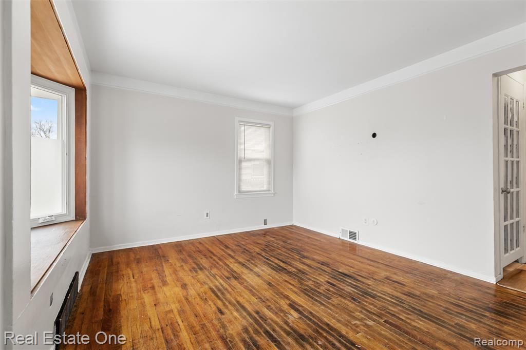 863 Harrison Boulevard, Lincoln Park, MI 48146 — Photo 6