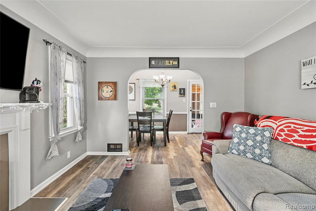 403 S Davison Street, Davison, MI 48423 — Photo 8