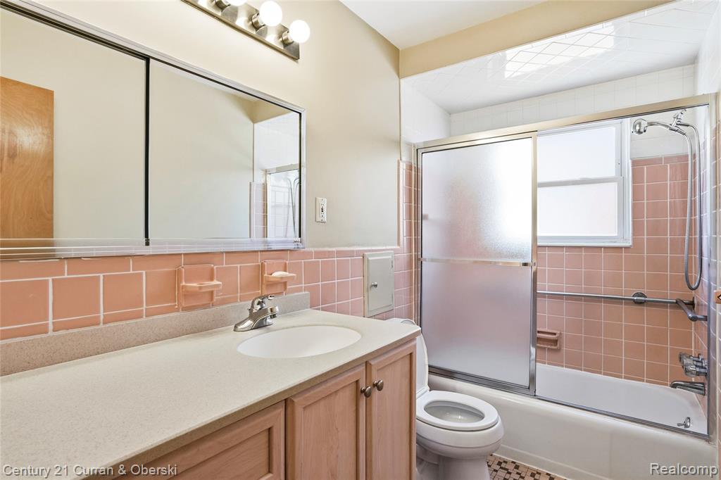 7517 Horger Street, Dearborn, MI 48126 — Photo 12