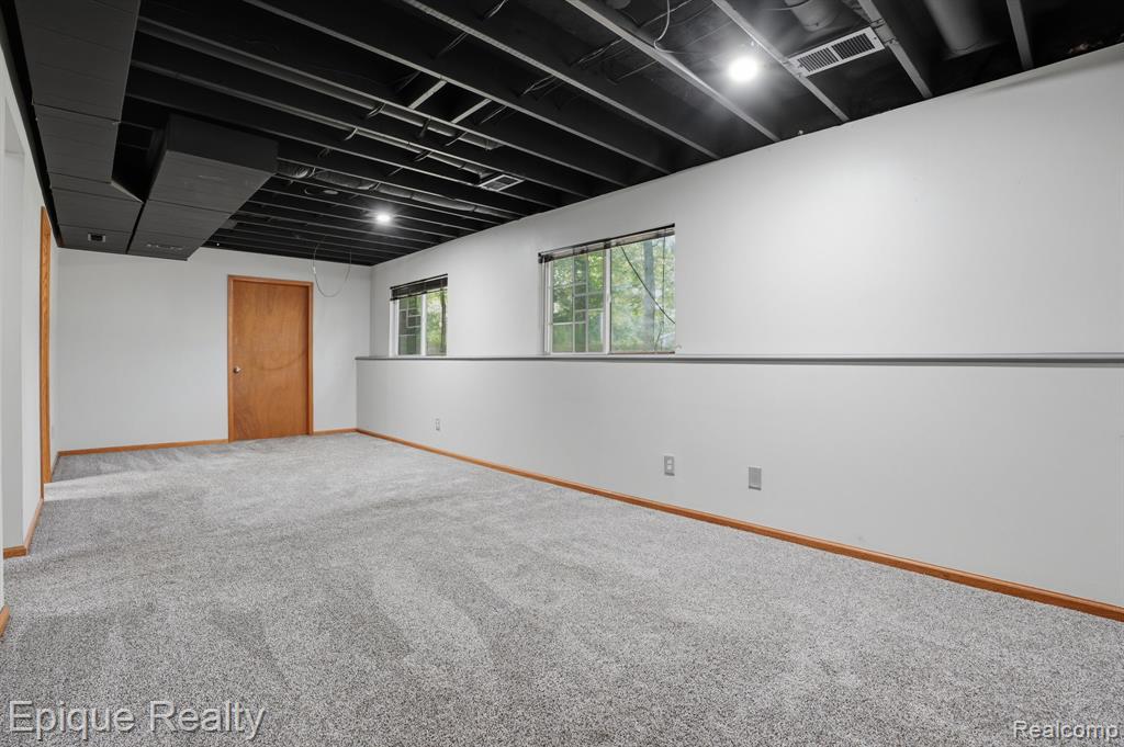 825 Summer Creek Court SE, Grand Rapids, MI 49508 — Photo 21
