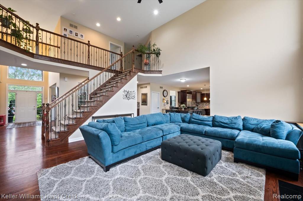 915 Harris Drive, Troy, MI 48083 — Photo 5