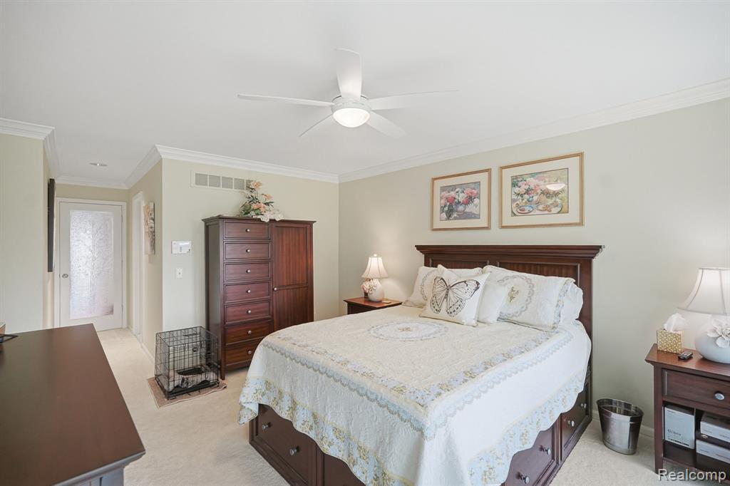 42626 Christina Drive, Sterling Heights, MI 48313 — Photo 23