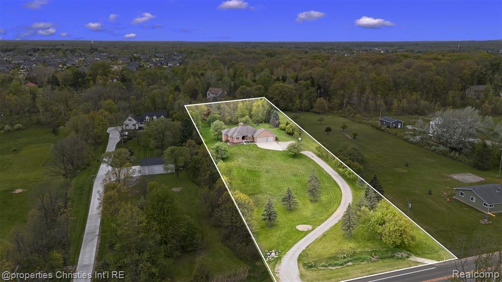 23071 Napier Road, Northville, MI 48167
