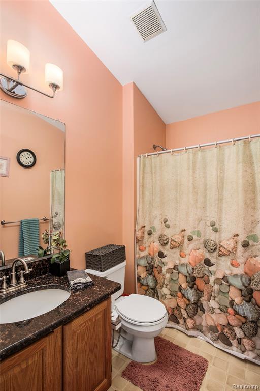 862 Polo Place, Auburn Hills, MI 48326 — Photo 21