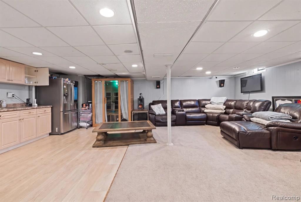6151 Coolidge Street, Dearborn Heights, MI 48127 — Photo 40