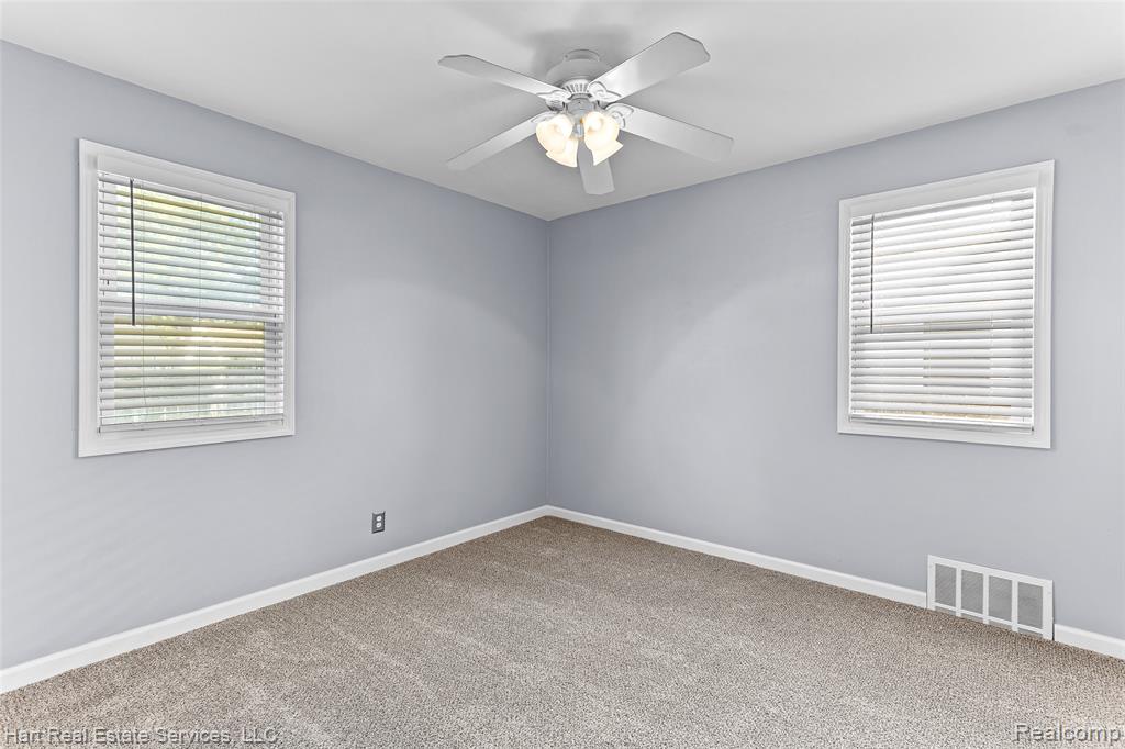 615 Garfield Avenue, Lincoln Park, MI 48146 — Photo 15