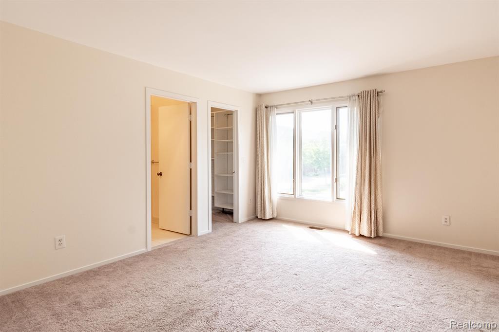 4230 BRECKENRIDGE Drive, West Bloomfield, MI — Photo 16