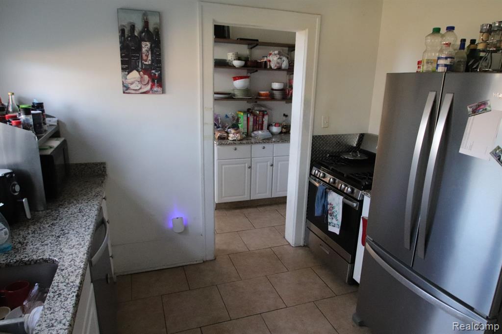 230 CEDARHURST, Highland Park, MI 48203 — Photo 25