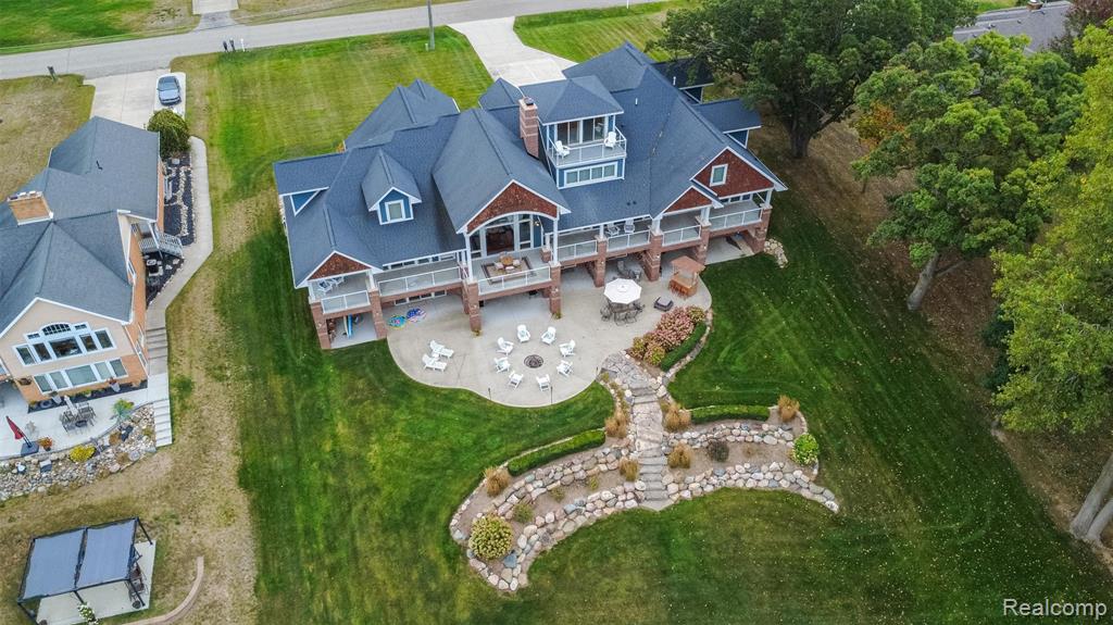 302 Tanview Drive, Oxford, MI, 48371