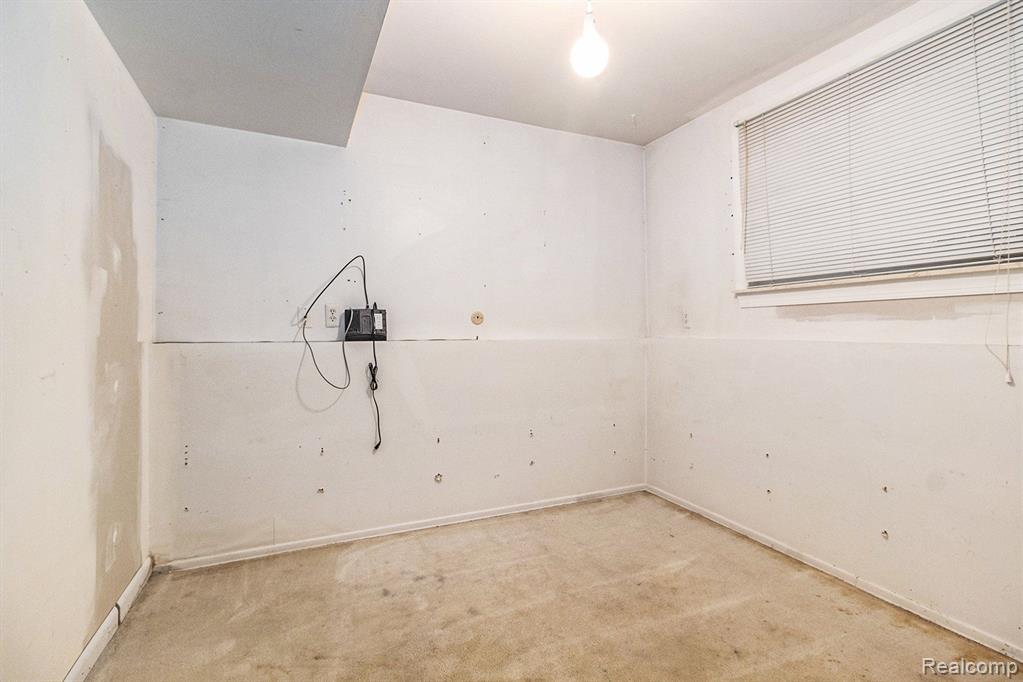 6034 S Miami Street, Ypsilanti, MI 48197 — Photo 26