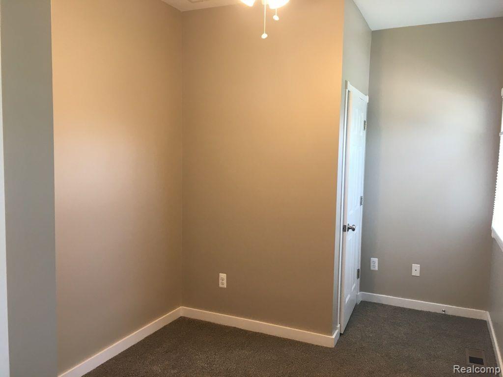 5601 MABLEY HILL Road, Fenton, MI 48430 — Photo 16