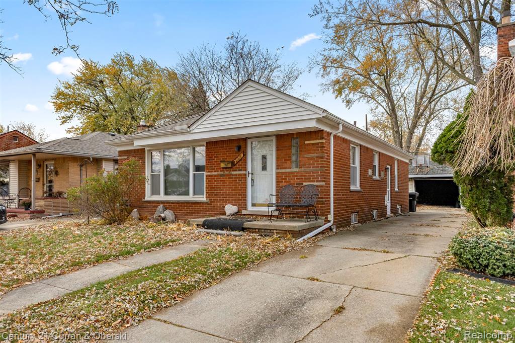 7668 Cortland Avenue, Allen Park, MI 48101 — Photo 2