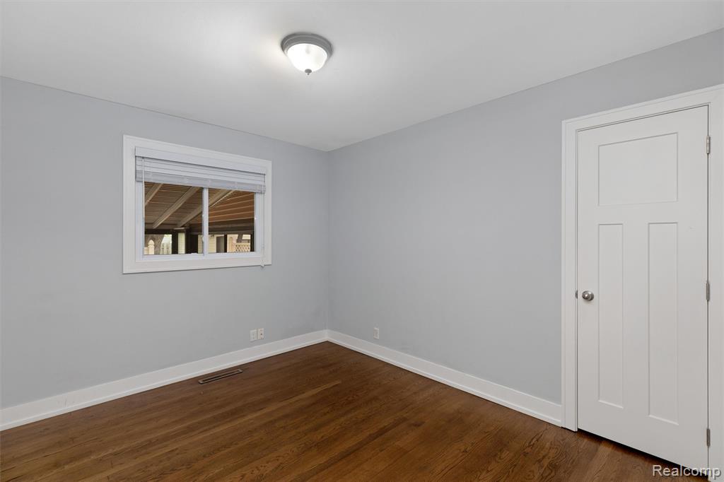 622 N Wilson Avenue, Royal Oak, MI 48067 — Photo 13