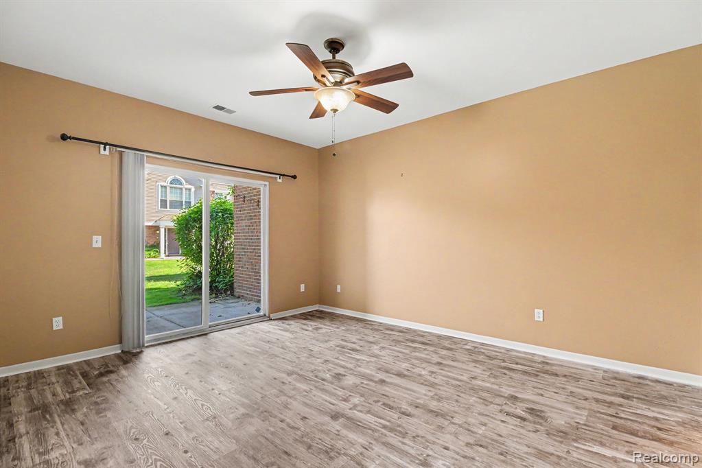16339 Chatham Drive, Macomb, MI 48044 — Photo 13