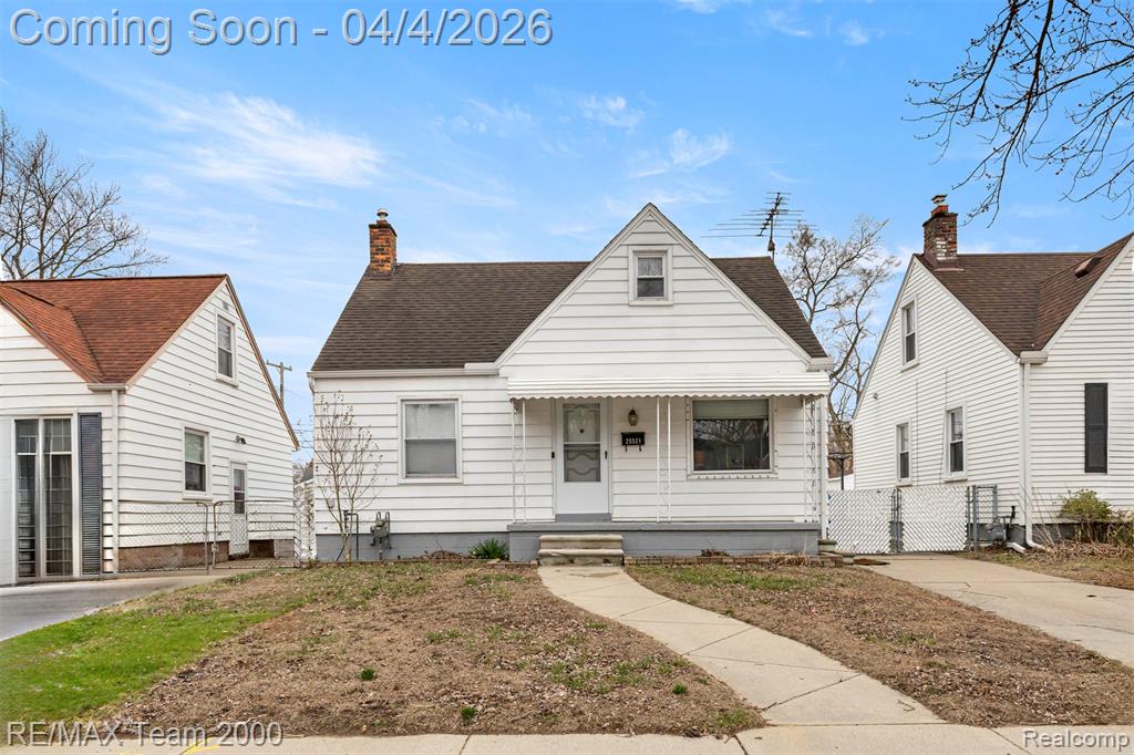 25521 Stanford Street, Dearborn Heights, MI 48125 — front exterior