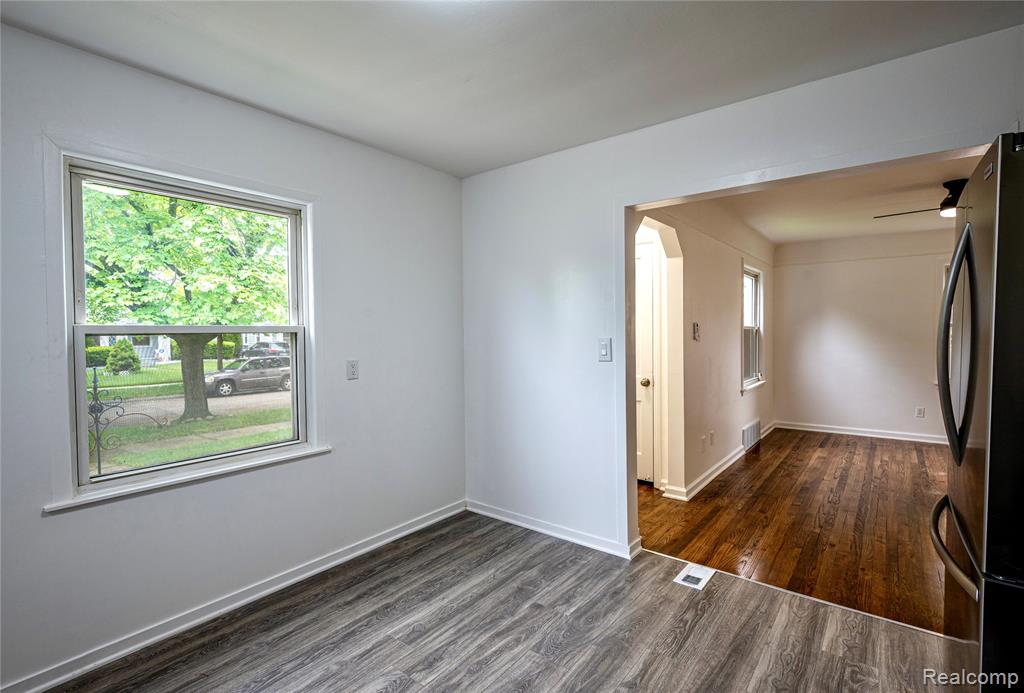 13680 Borgman Street, Oak Park, MI 48237 — Photo 7