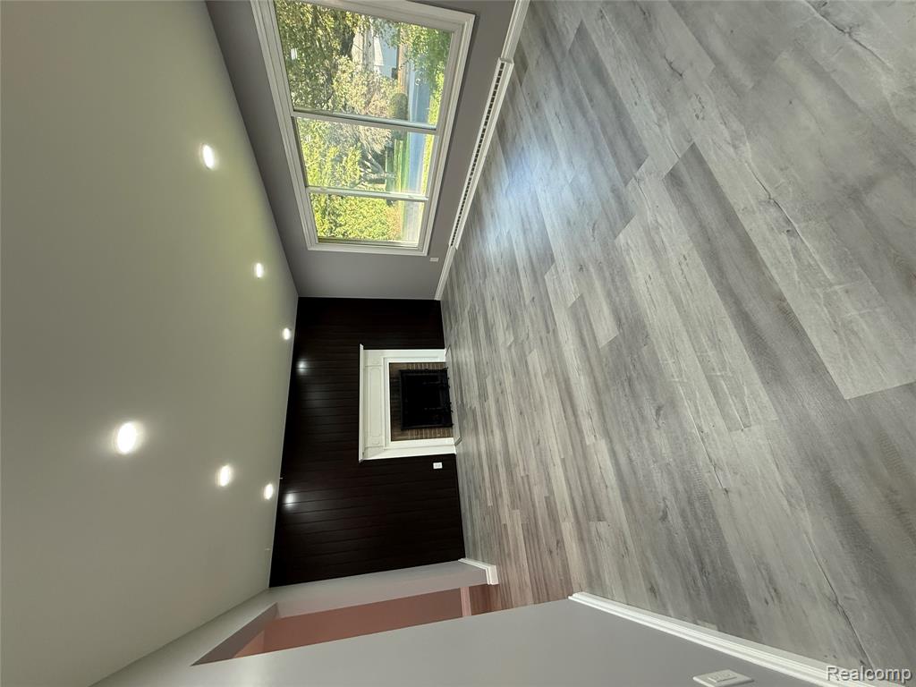 3306 Burlington Drive, Saginaw, MI 48601 — Photo 3