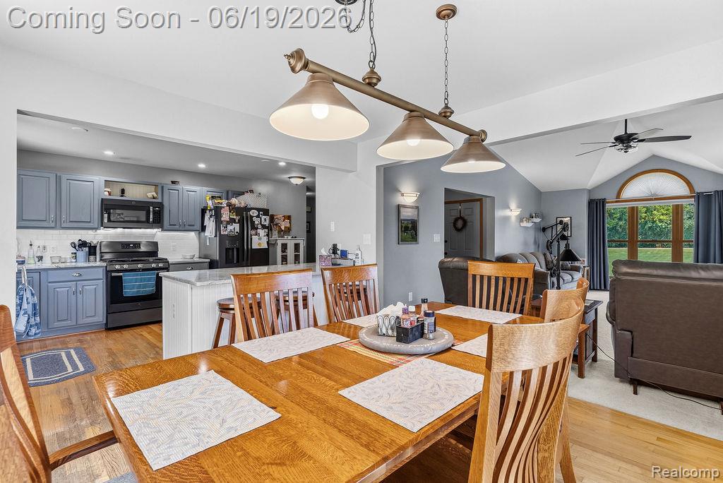2867 Iris Lane, Hartland, MI 48353 — Photo 41