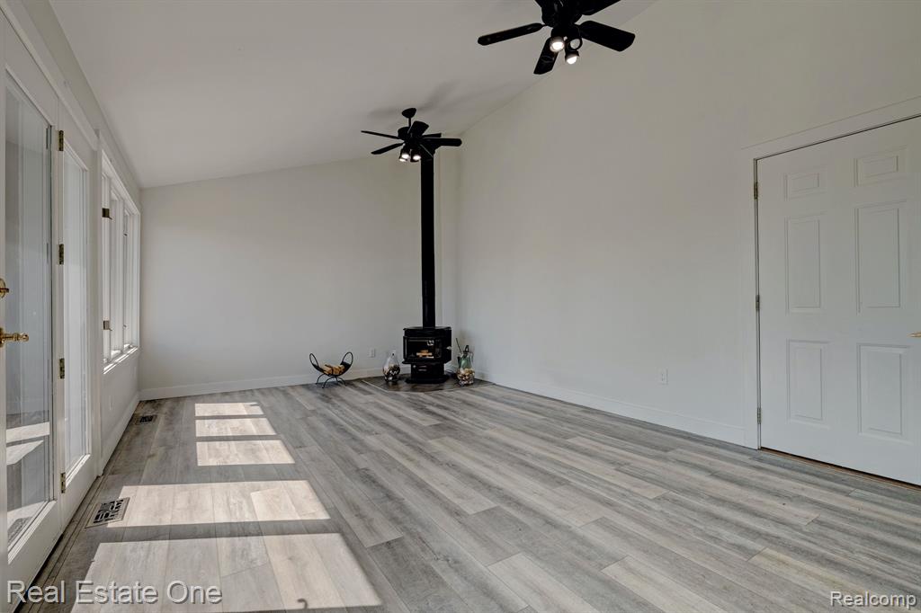 551 Maloney Avenue, Oxford, MI 48371 — Photo 15