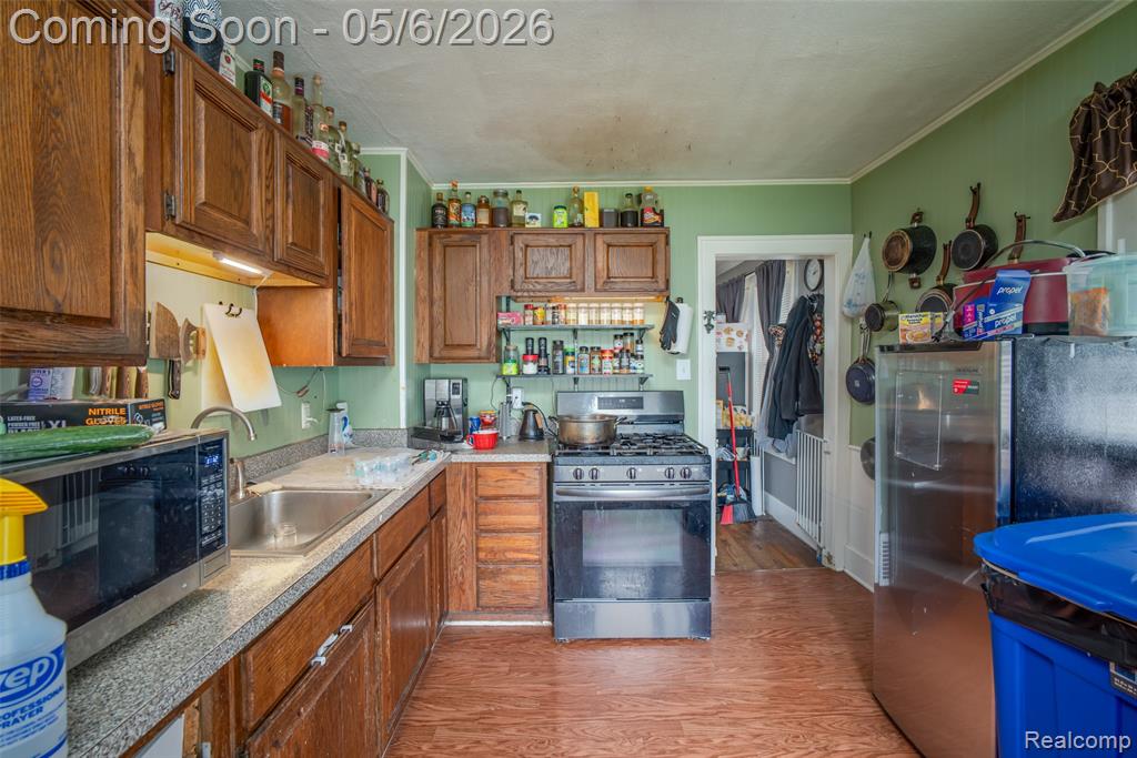 7276 Engleman, Center Line, MI 48015 — Photo 3