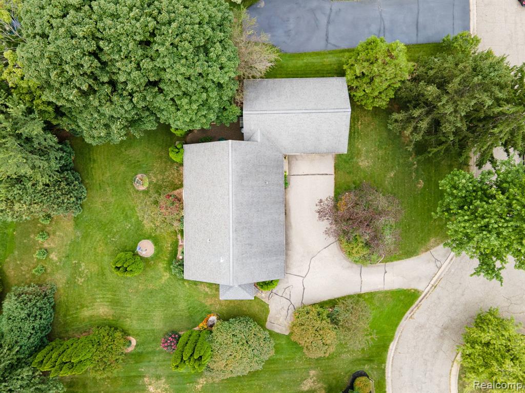 8637 Brazos Court, White Lake, MI — Photo 50