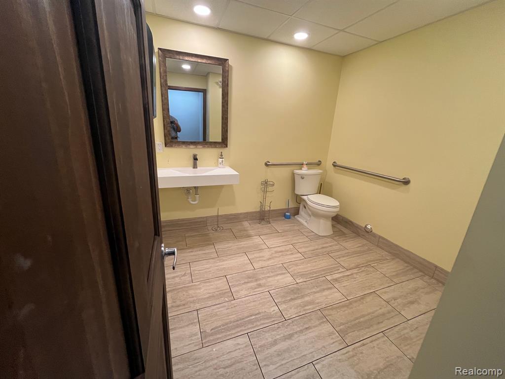 6748 ALLEN Road, Allen Park, MI 48101 — Photo 17