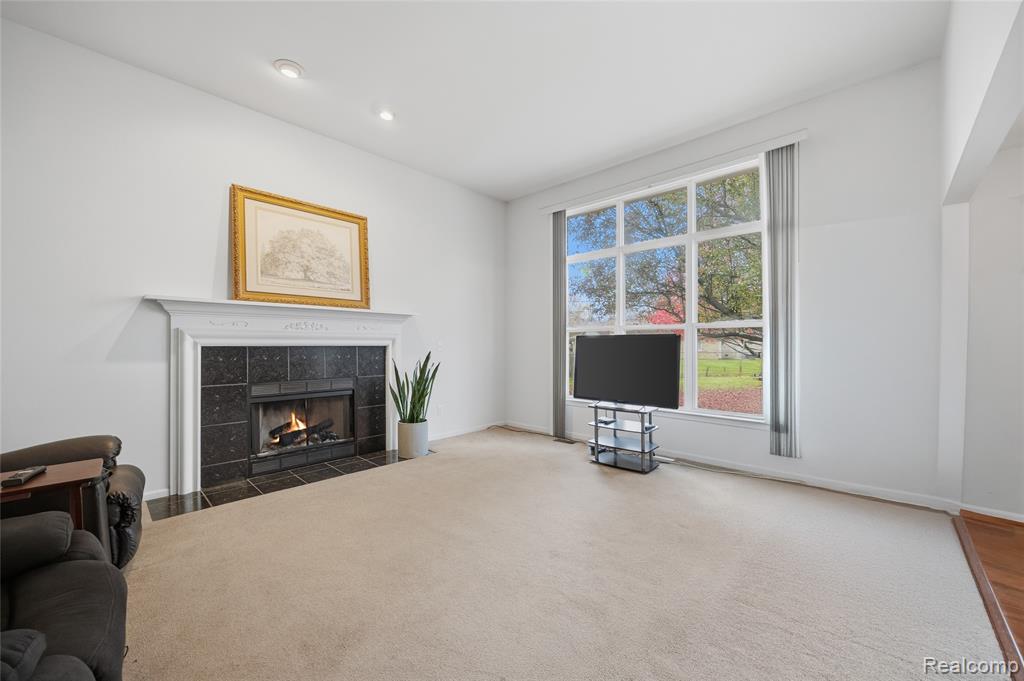 42453 Willsharon Street, Sterling Heights, MI 48314 — Photo 9