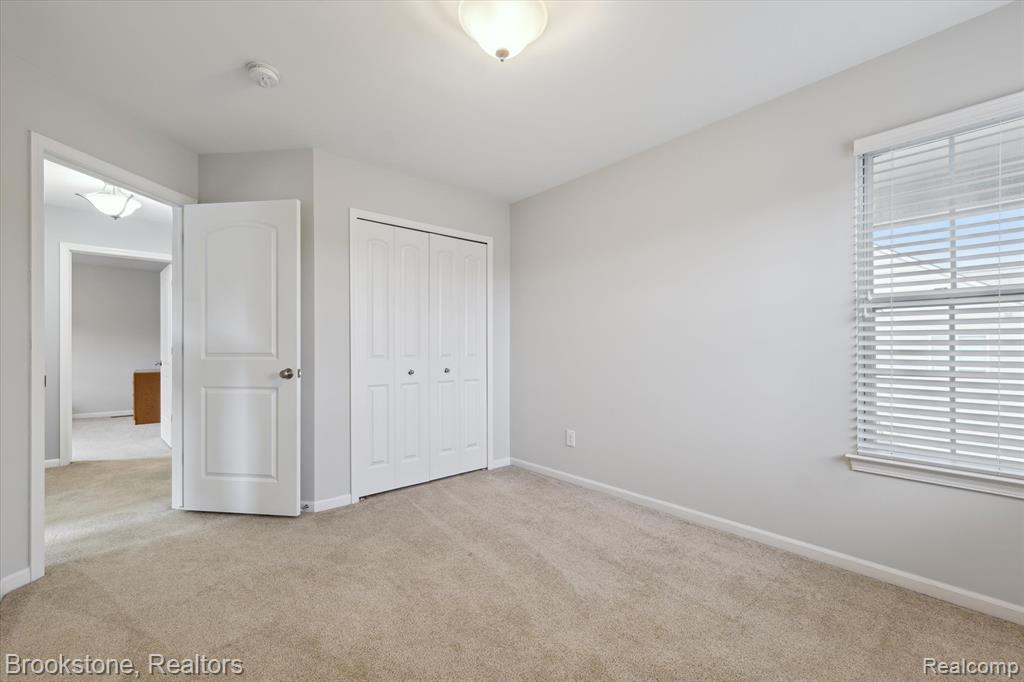 7422 S Village Drive, Clarkston, MI — Photo 29