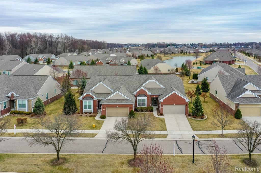49446 LAKEWOOD Street, Macomb, MI 48042 — Photo 2