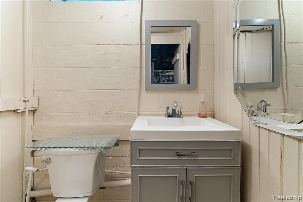 4374 Arden Place, Royal Oak, MI 48073 — Photo 27